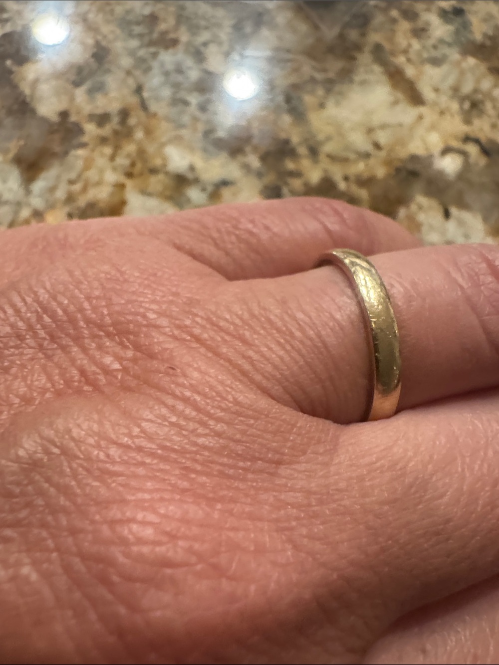 Solid 14k Yellow Gold Wedding Band Size 9 3.39 Grams